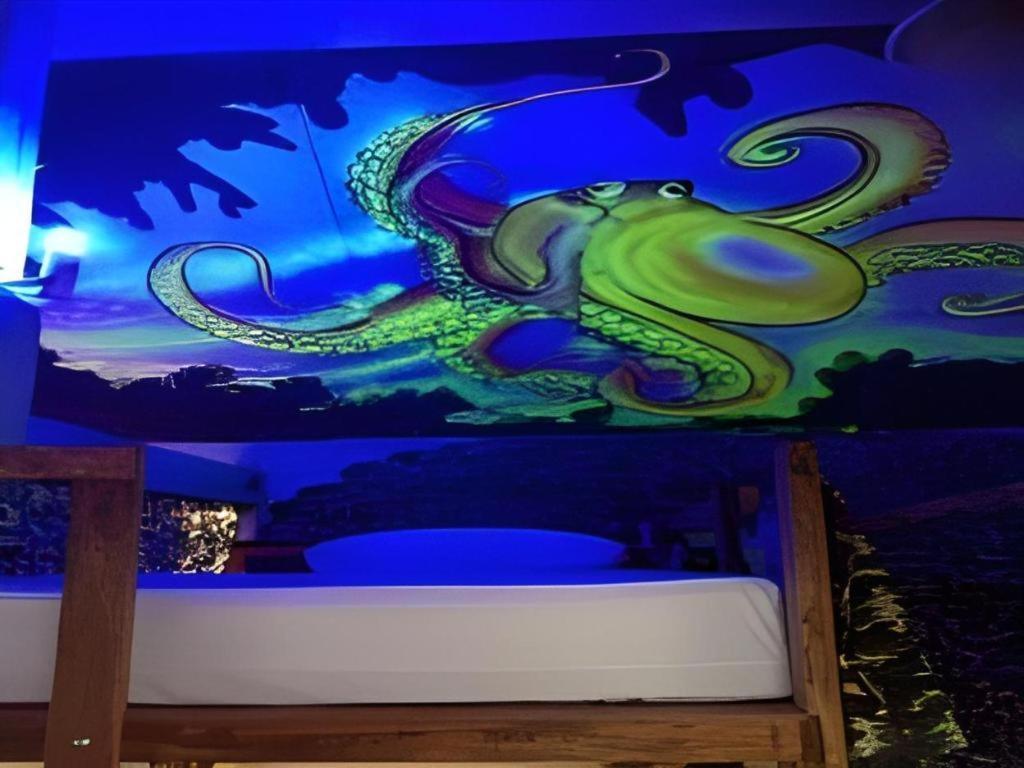Peacock Hostel Ko Lanta Exterior foto